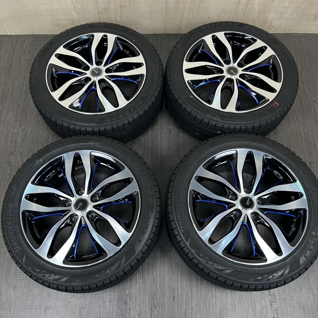 中古 BRIDGESTONE BALMINUM PREMIUM ホイール 17×7.0J PCD 5x114.3 ET45 #81D40426の実物写真（1枚目）
