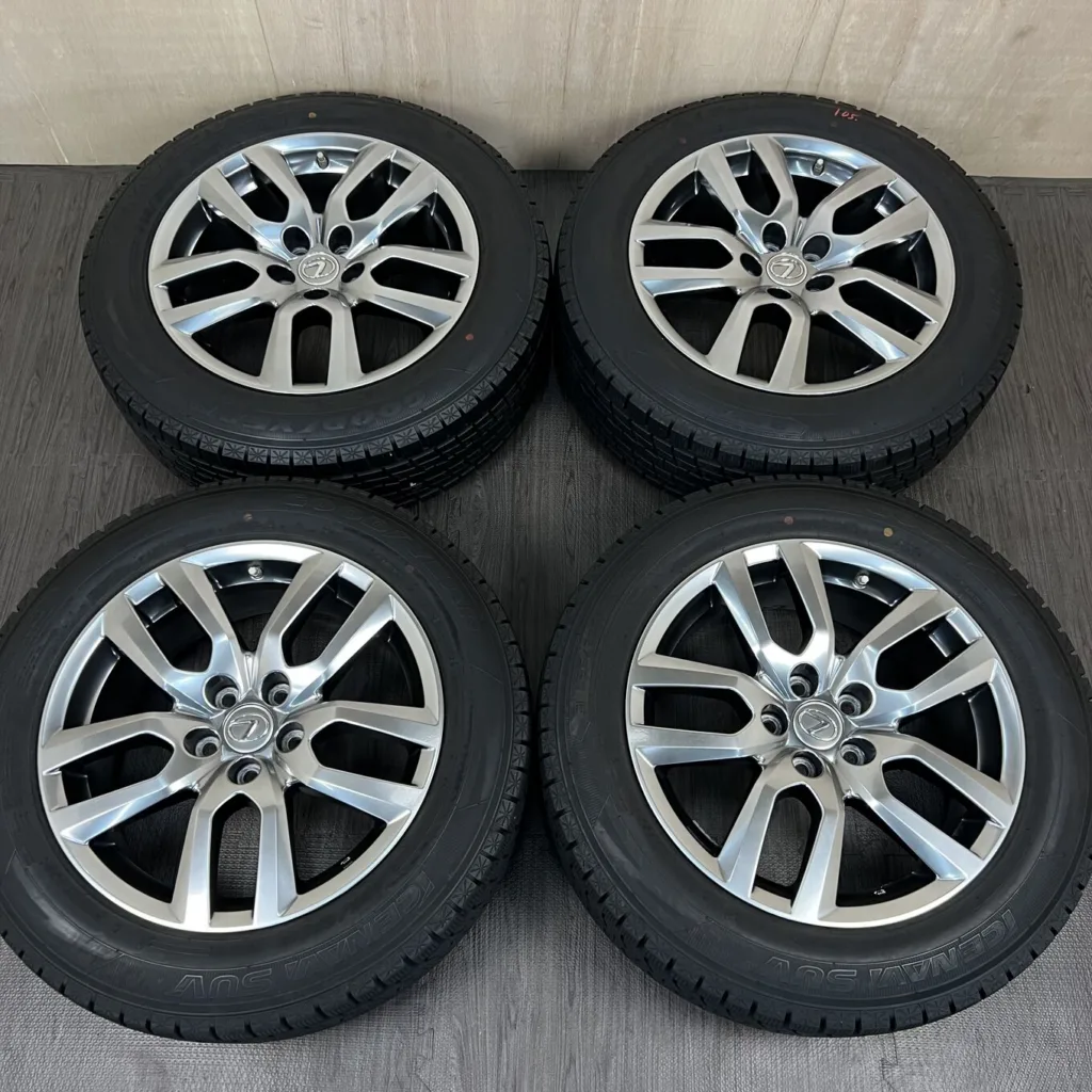 中古 レクサス NX ホイール 18×7.5J PCD 5x114.3 ET35 #105D40426の実物写真（1枚目）