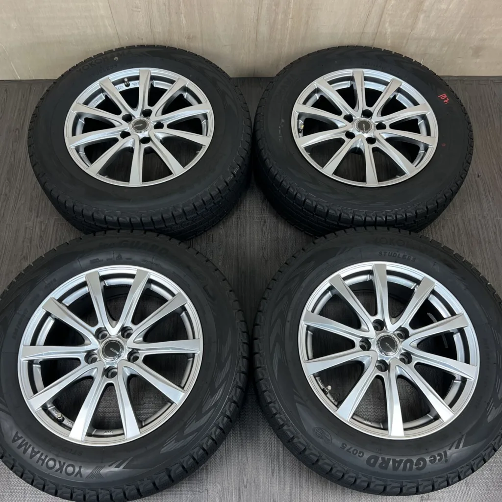 中古 YOKOHAMA MILLOUS ホイール 17×7.0J PCD 5x114.3 ET38 #107D40426の実物写真（1枚目）