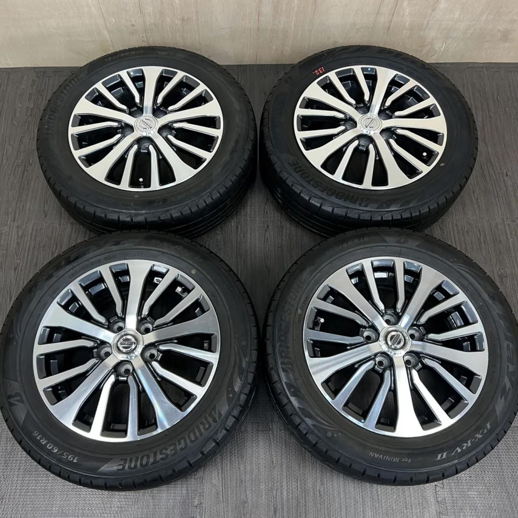 中古 日産 SERENA C26 ホイール 16×6.0J PCD 5x114.3 ET45 #132D40426の実物写真（1枚目）