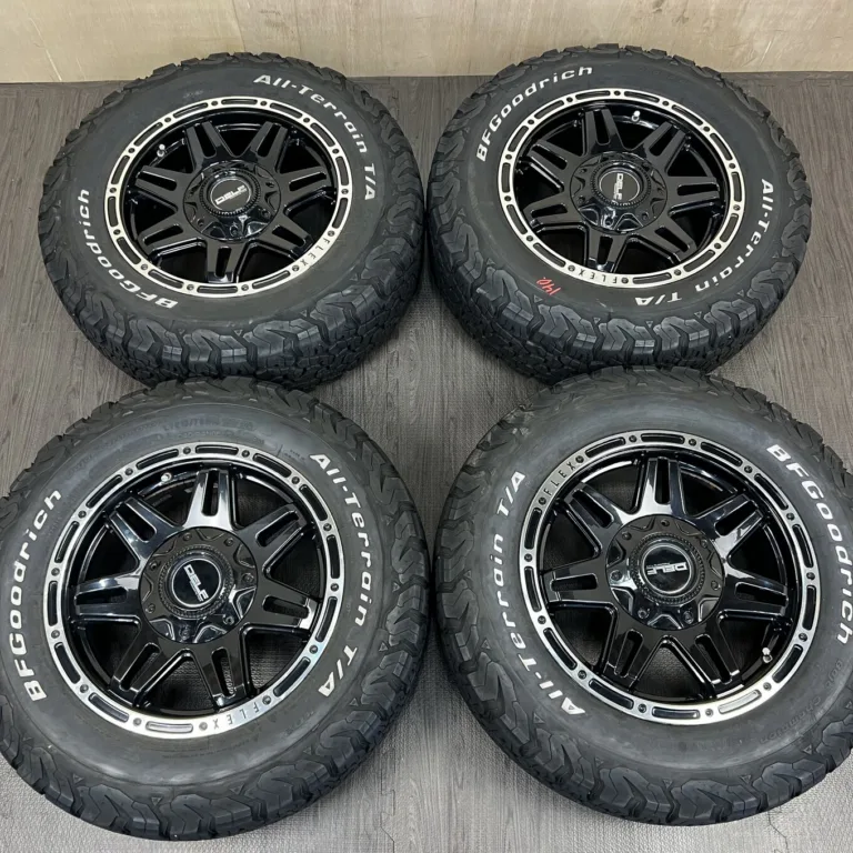 中古 FLEX ホイール 16×6.5J PCD 6x139.7 ET38 #140D40426の実物写真（1枚目）