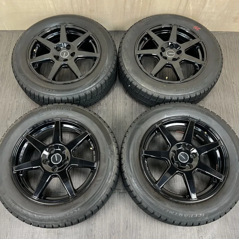 中古 TECMAG ホイール 17×7.0J PCD 5x110 ET31 #165D40426の実物写真（1枚目）