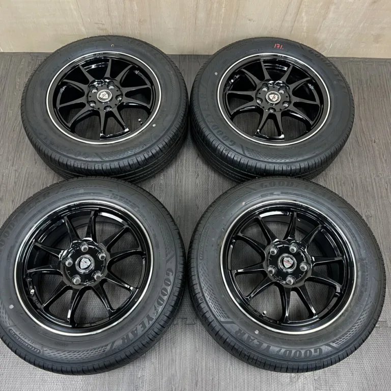 中古 ESTROSA ホイール 16×6.5J PCD 5x114.3 ET53 #171D40426の実物写真（1枚目）