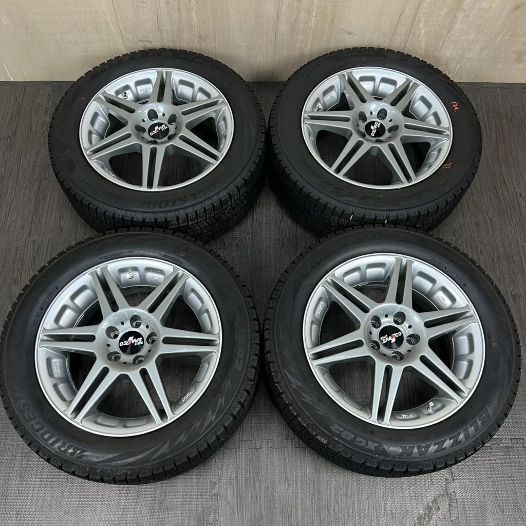 中古 RALLY SPARCO ホイール 16×7.0J PCD 5x100 ET50 #174D40426の実物写真（1枚目）