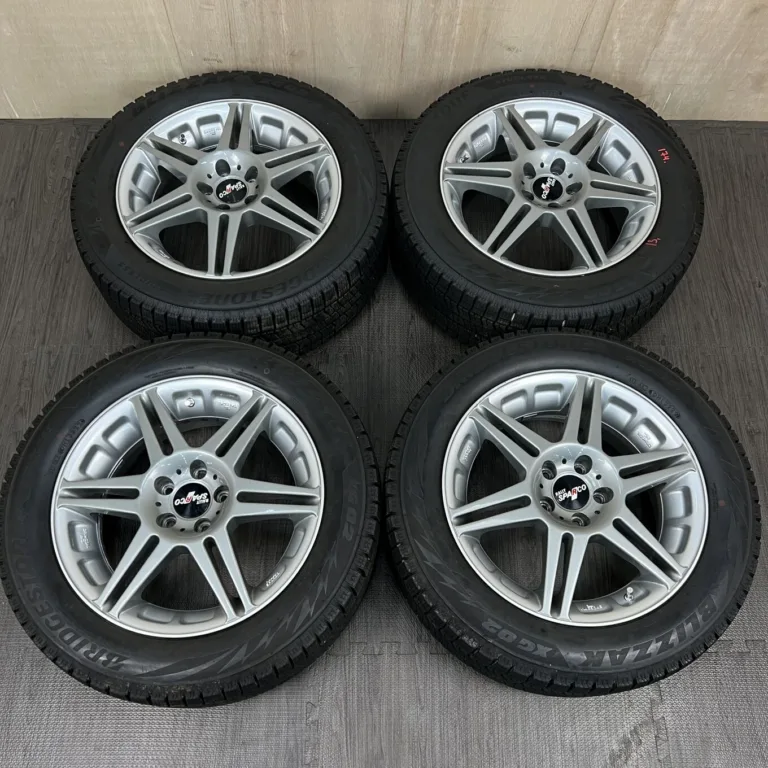 中古 RALLY SPARCO ホイール 16×7.0J PCD 5x100 ET50 #174D40426の実物写真（1枚目）