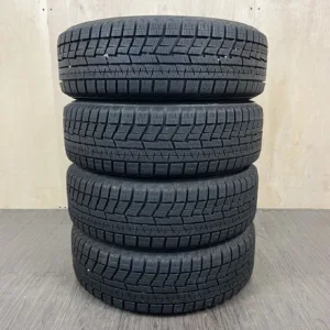 中古 YOKOHAMA ICE GUARD IG60 冬用タイヤ 185/60R15 #0264AT010926の実物写真（1枚目）
