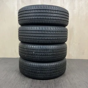 中古 YOKOHAMA BLUEARTH-GT AE51 サマータイヤ 205/65R16 #0433AT000926の実物写真（1枚目）