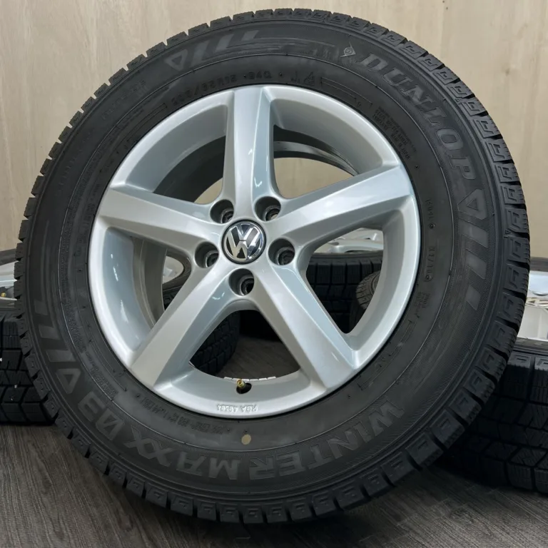 DUNLOP WINTER MAXX WM03 VW POLO 6R/AW Tyre and wheel set 205/65 R15 Item number 54S40426