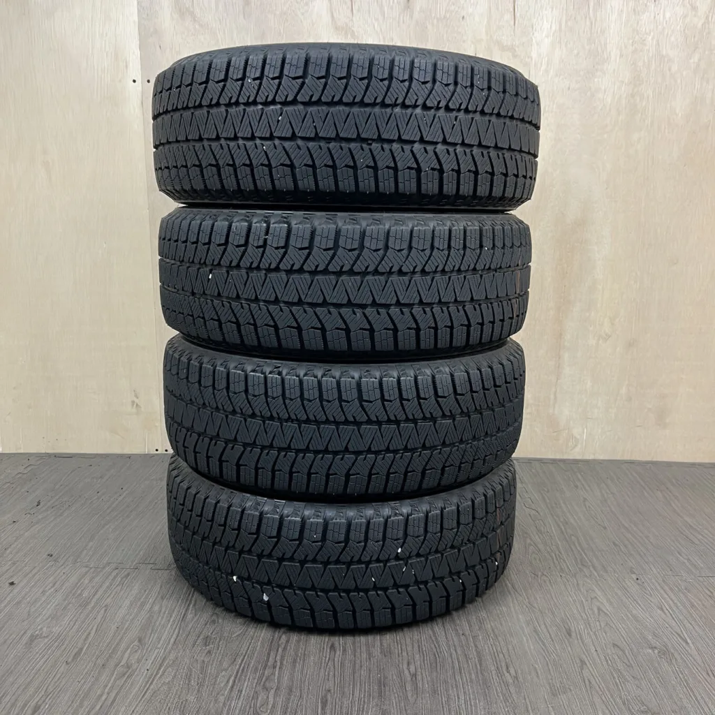 BRIDGESTONE BLIZZAK WS90 Шина 205/60 R16 артикул 0028AT001026