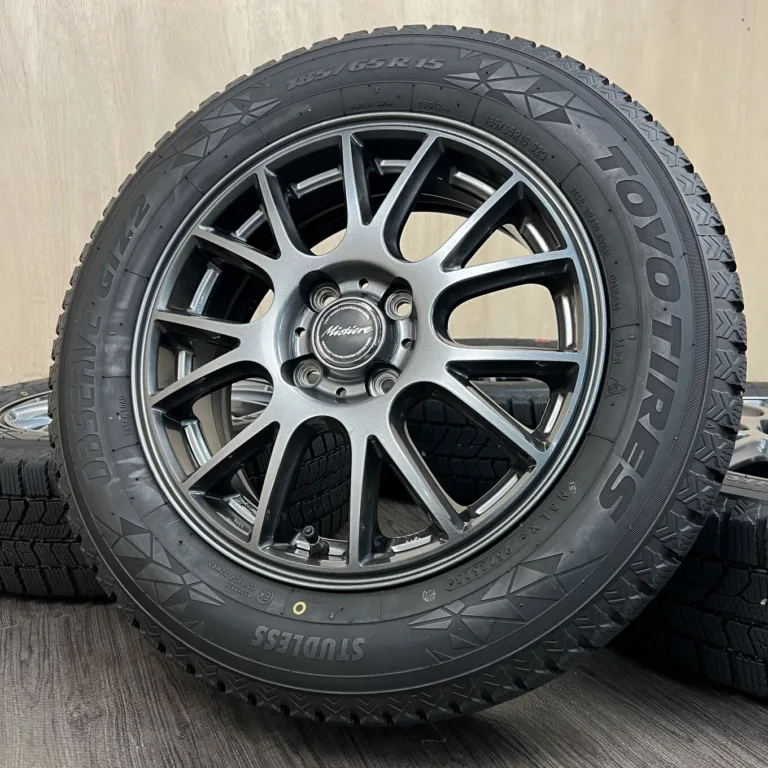 中古 TOYO OBSERVE GARIT GIZ2 + MISTIERE タイヤ・ホイールセット 185/65R15 · 15×5.5J PCD 4x100 ET50 #178S40426の実物写真（1枚目）