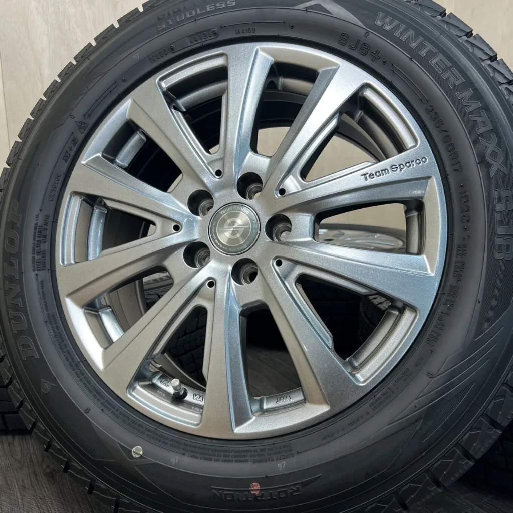 中古 DUNLOP WINTER MAXX SJ8 + TEAM SPARCO タイヤ・ホイールセット 235/60R17 · 17×7.0J PCD 5x108 ET50 #101S40426の実物写真（1枚目）