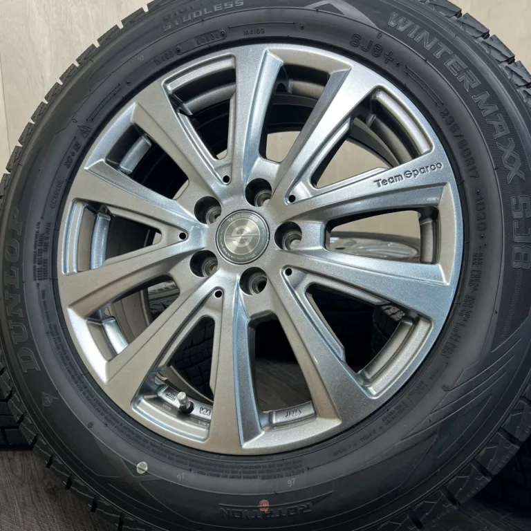 DUNLOP WINTER MAXX SJ8 TEAM SPARCO Tyre and wheel set 235/60 R17 Item number 101S40426