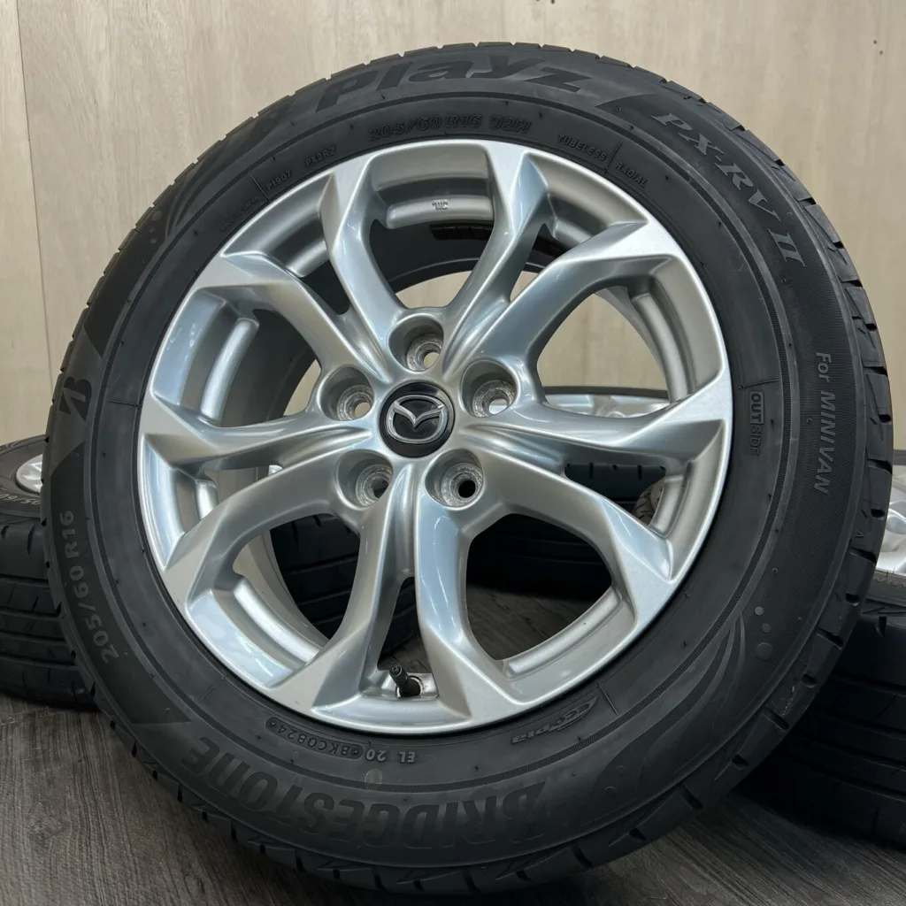BRIDGESTONE PLAYZ PX-RV II MAZDA Tyre and wheel set 205/60 R16 Item number 176S40426