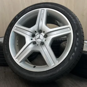 TOYO PROXES T1 SPORT BORBET BENZ AMG Tyre and wheel set 255/40 R19 Item number 17S40426