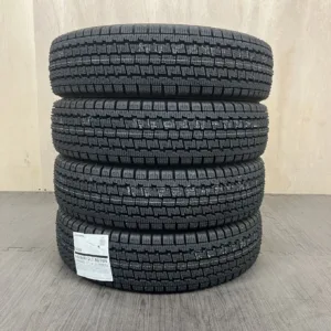 新品 BRIDGESTONE W300 冬用タイヤ 145/80R12 #0214AT020926の実物写真(1枚目)