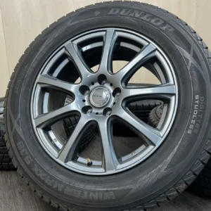 中古 DUNLOP WINTER MAXX SJ8 + DUFACT タイヤ・ホイールセット 225/65R17 · 17×7.0J PCD 5x114.3 ET38 #126S40426の実物写真(1枚目)