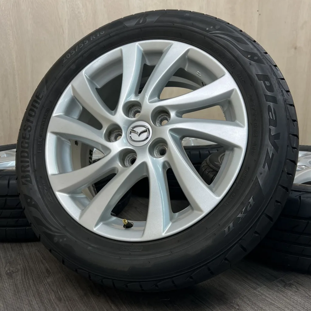 BRIDGESTONE PLAYZ PXII MAZDA Tyre and wheel set 205/55 R16 Item number 27S40426