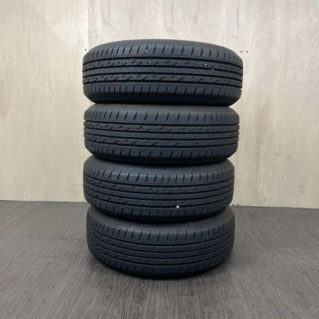 中古 BRIDGESTONE NEXTRY サマータイヤ 185/65R15 #0275AT0926の実物写真（1枚目）