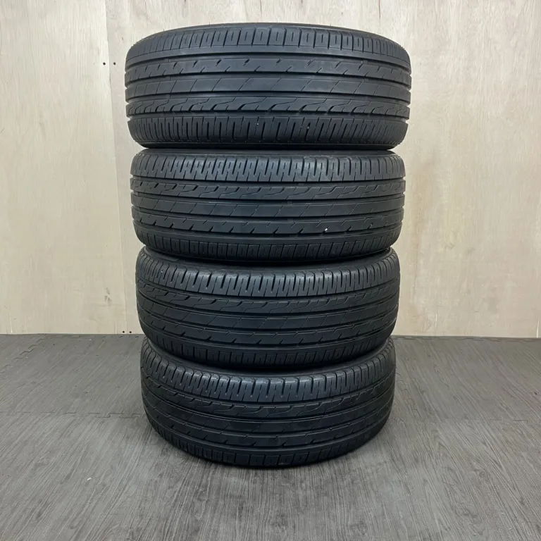 中古 CST MEDALLION MD-A1 サマータイヤ 215/45R18 #0236AT010926の実物写真（1枚目）