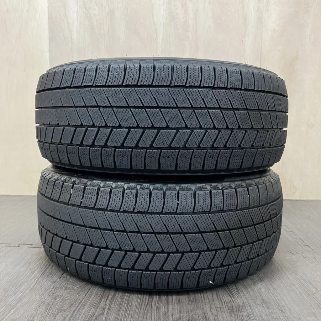 BRIDGESTONE BLIZZAK VRX3 Шина 225/40 R18 артикул 0304AT0926