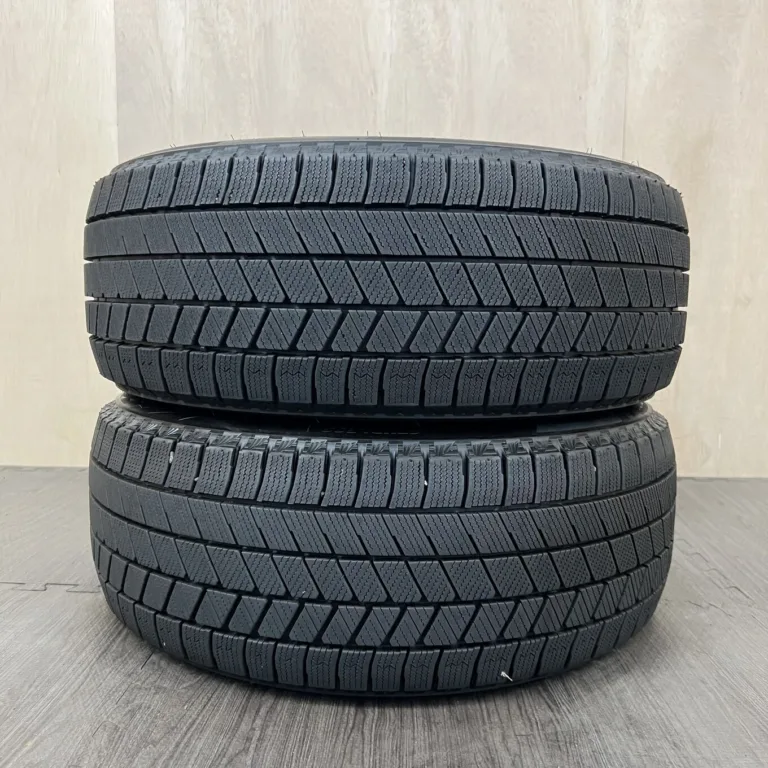 BRIDGESTONE BLIZZAK VRX3 Шина 225/40 R18 артикул 0304AT0926