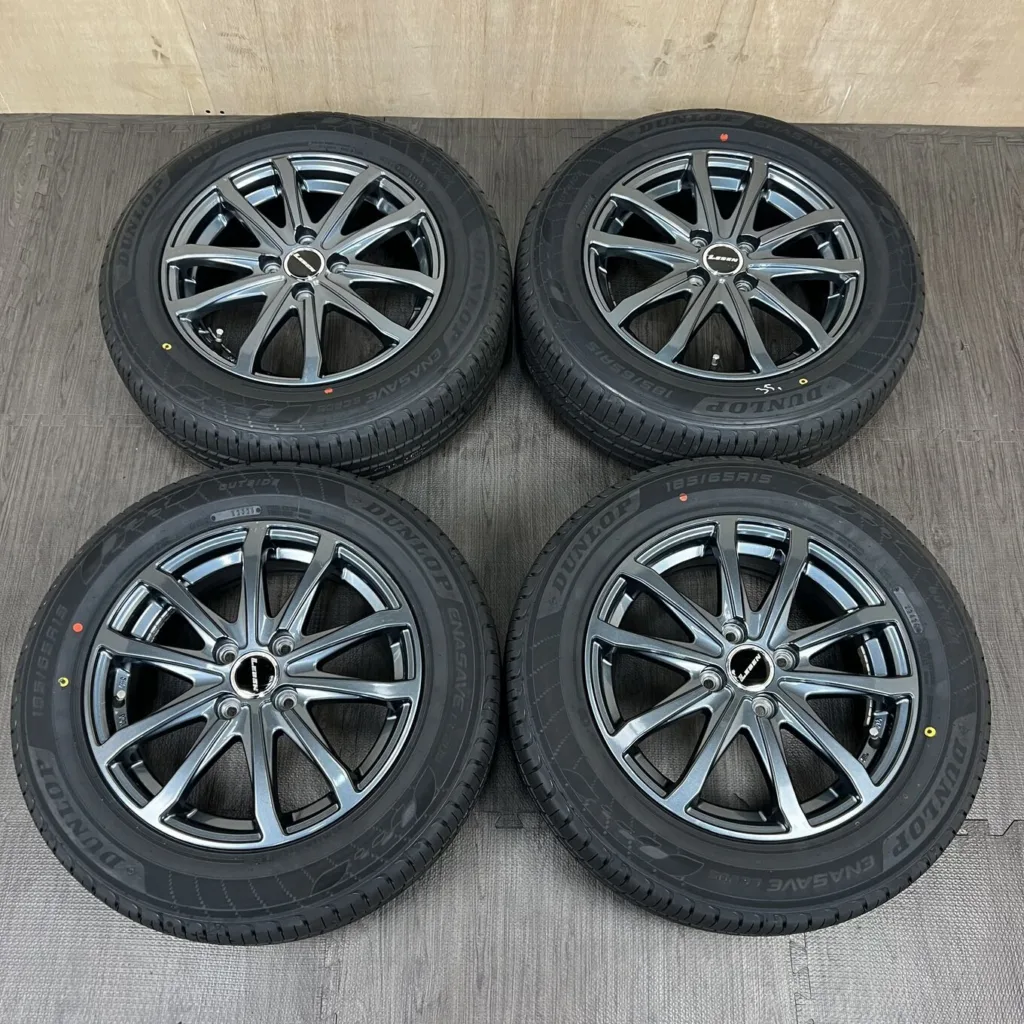 中古 DUNLOP LOFIDA XM14 ホイール 15×5.5J PCD 4x100 ET45 #0509AD000926の実物写真（1枚目）