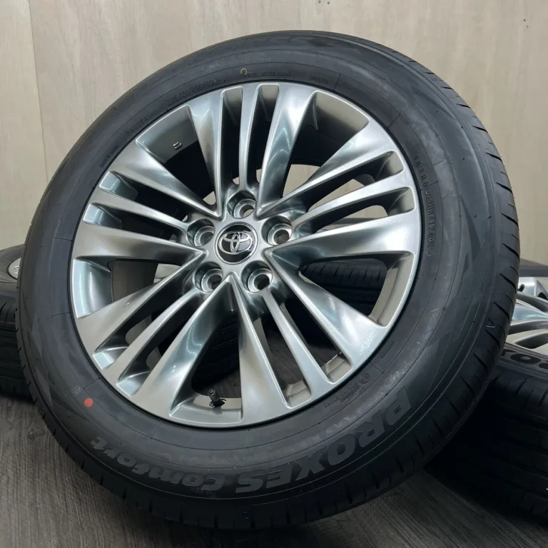 HANKOOK WEATHERFLEX GT + トヨタ ALPHARD 40 タイヤ・ホイールセット 225/60R18 · 18×7.0J PCD 5x120 ET40 #0256AS040926の実物写真（1枚目）