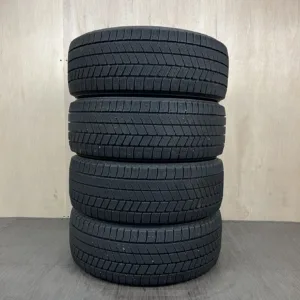 中古 BRIDGESTONE BLIZZAK VRX3 冬用タイヤ 215/55R17 #0154AT020926の実物写真(1枚目)