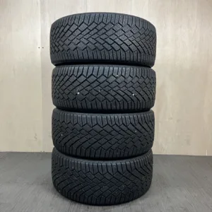 中古 CONTINENTAL CONTIVIKINGCONTACT 7 冬用タイヤ 235/40R18 #0138AT010926の実物写真（1枚目）