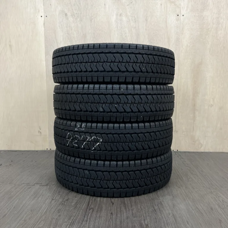 BRIDGESTONE BLIZZAK VL10A Шина 165/80 R13 артикул 0050AT001026