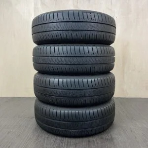 中古 DUNLOP ENASAVE RV505 サマータイヤ 185/65R15 #0265AT0926の実物写真(1枚目)
