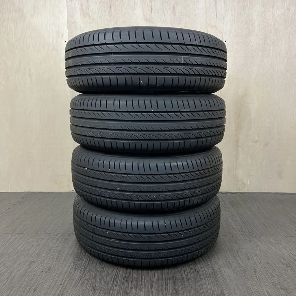 中古 PIRELLI POWERGY サマータイヤ 195/65R15 #0273AT0926の実物写真（1枚目）