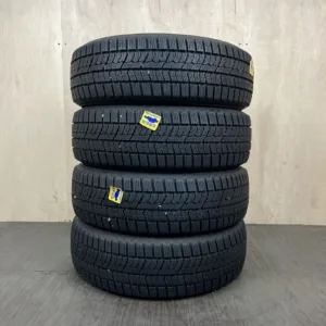 中古 TOYO OBSERVE GIZ2 冬用タイヤ 195/65R16 #0188AT010926の実物写真(1枚目)