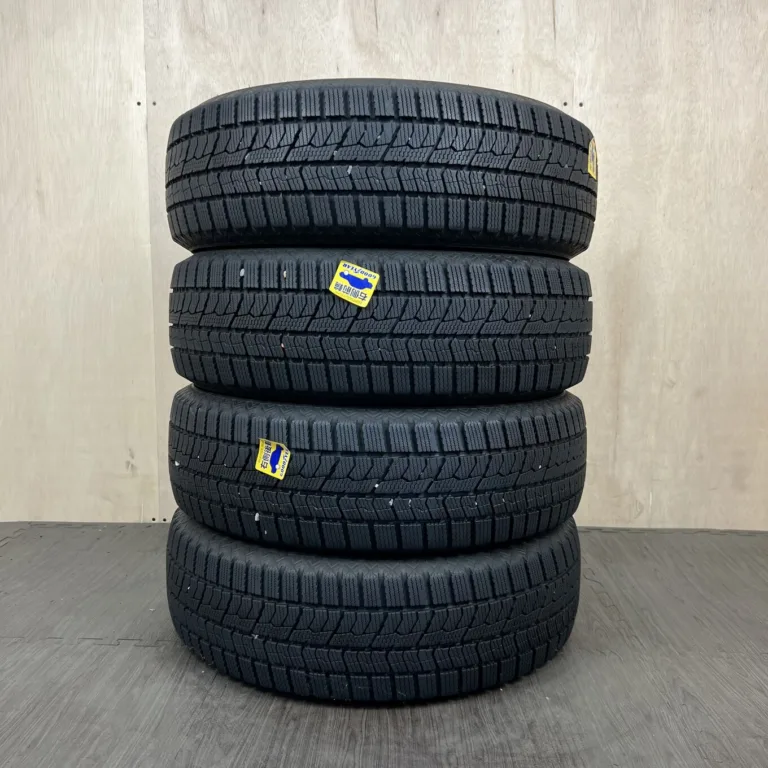 中古 TOYO OBSERVE GIZ2 冬用タイヤ 195/65R16 #0188AT010926の実物写真（1枚目）