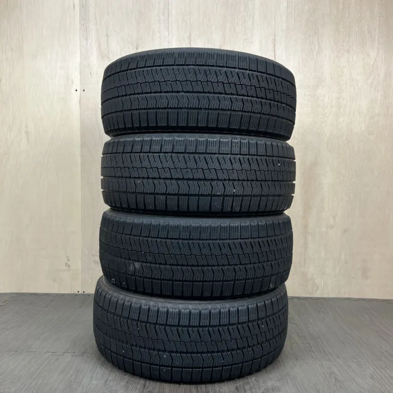 BRIDGESTONE BLIZZAK VRX2 Шина 215/50 R17 артикул 0142AT010926