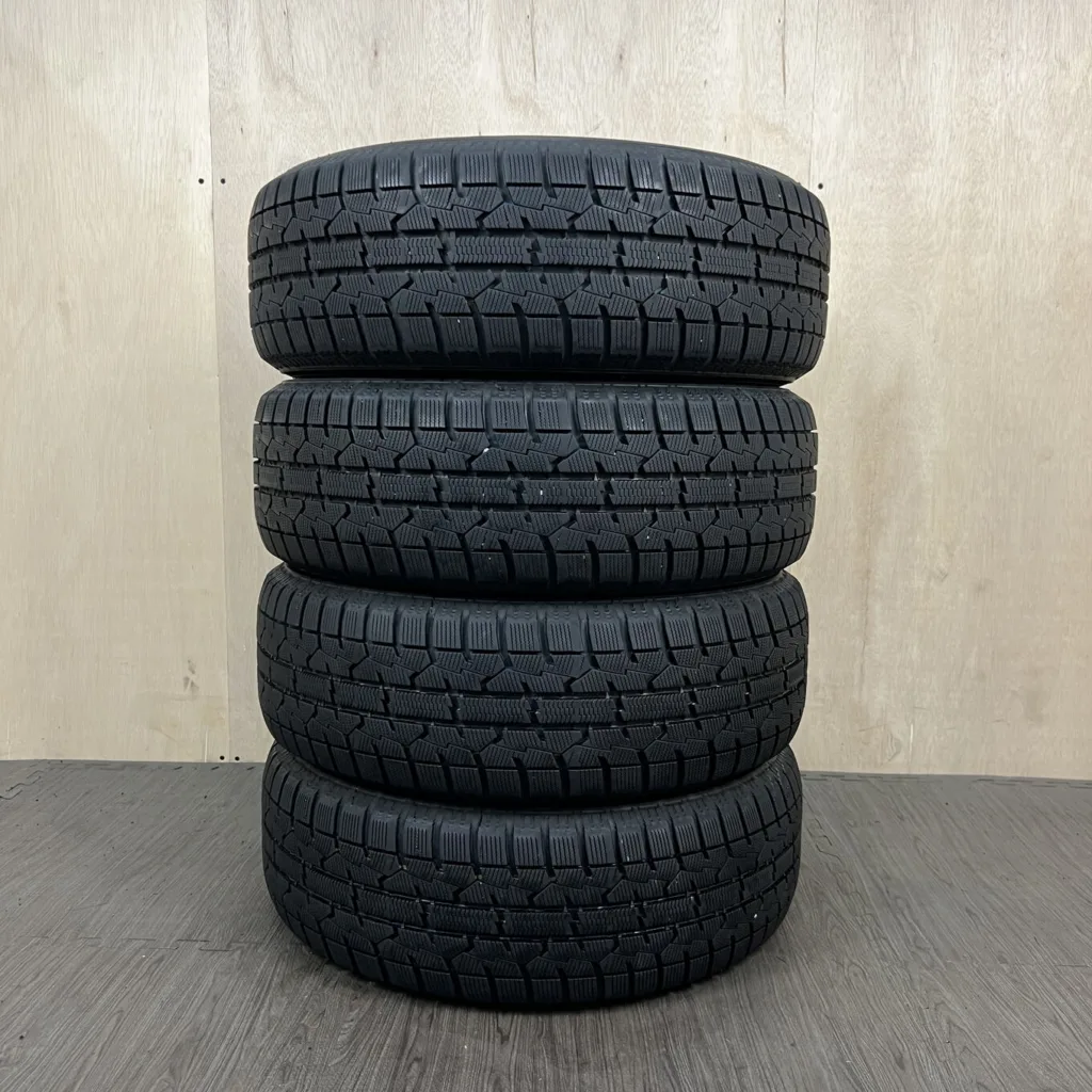 TOYO OBSERVE GARIT GIZ Шина 205/60 R16 артикул 0017AT001026