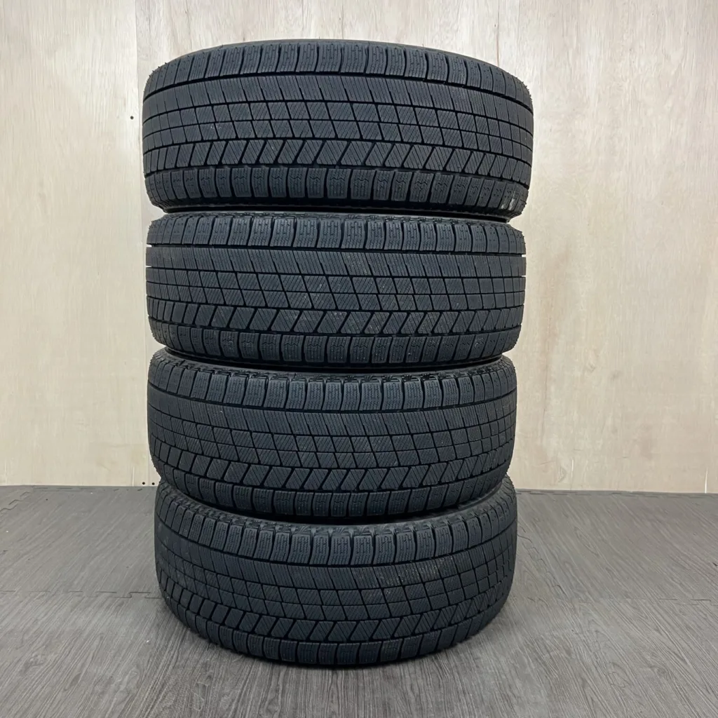 BRIDGESTONE BLIZZAK VRX3 Шина 225/50 R17 артикул 0320AT000926