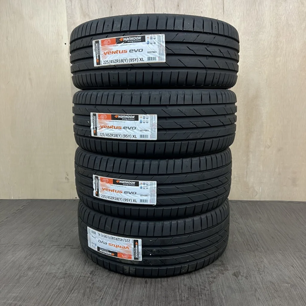 新品 HANKOOK VENTUS EVO K137 サマータイヤ 225/45R18 #0515AT040926の実物写真（1枚目）