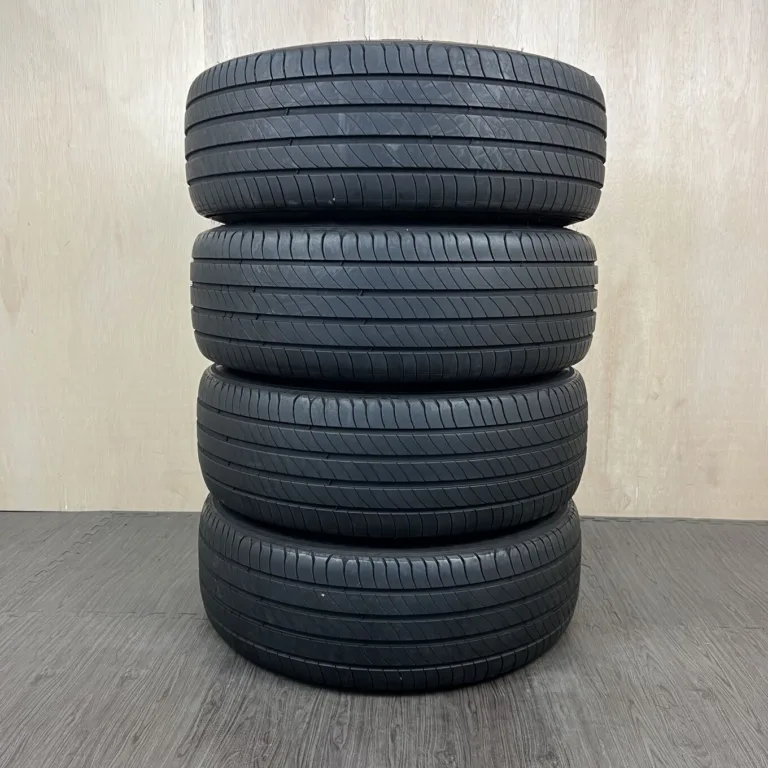 中古 MICHELIN E.PRIMACY サマータイヤ 225/45R21 #0331AT000926の実物写真（1枚目）