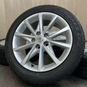 TOYO PROXES CF2 TOYOTA PRIUS ALPHA Tyre and wheel set 215/50 R17 Item number 438S010925