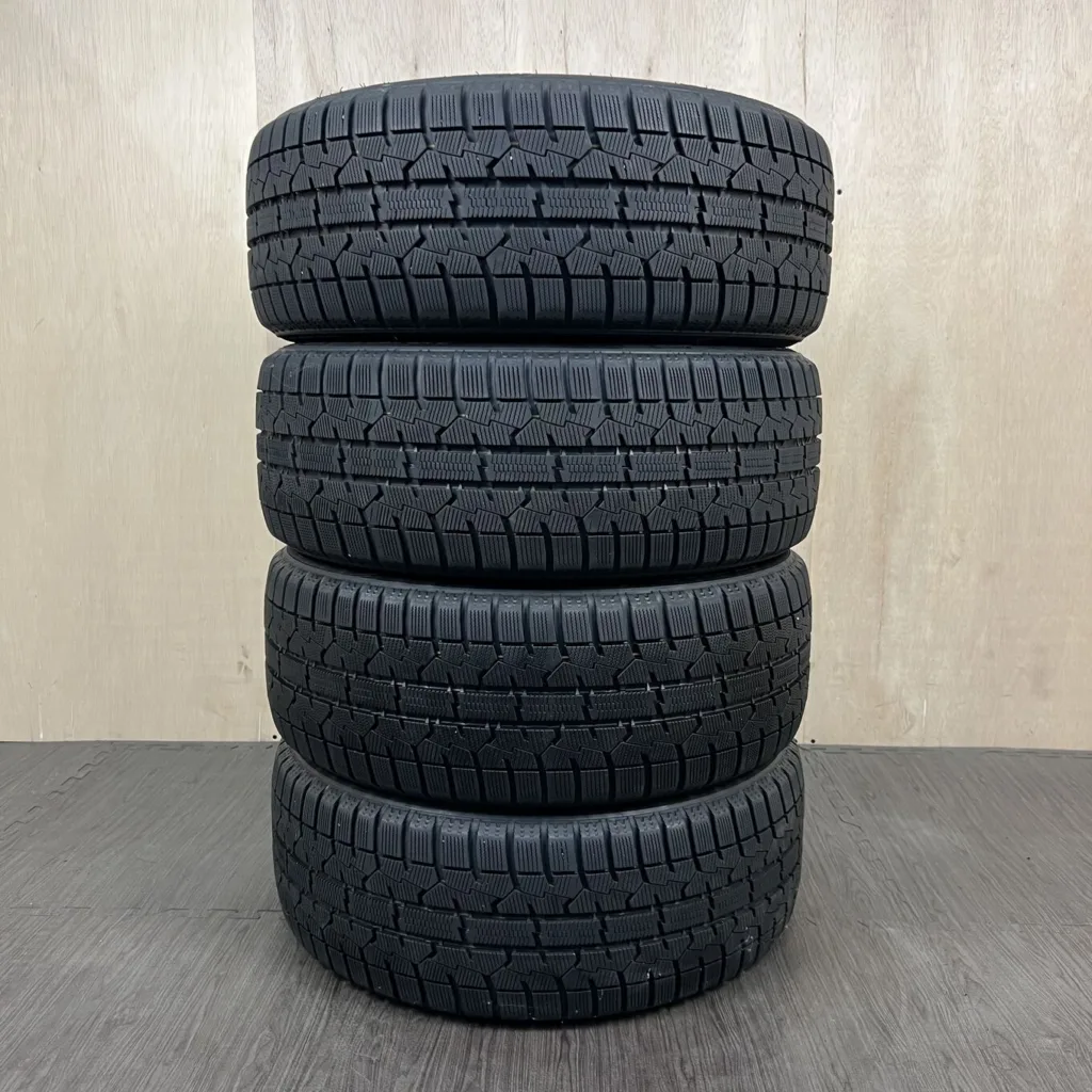 TOYO OBSERVE GARIT GIZ Шина 215/50 R17 артикул 0359AT000926