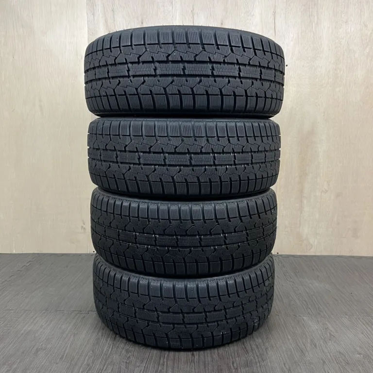 TOYO OBSERVE GARIT GIZ Шина 215/50 R17 артикул 0359AT000926