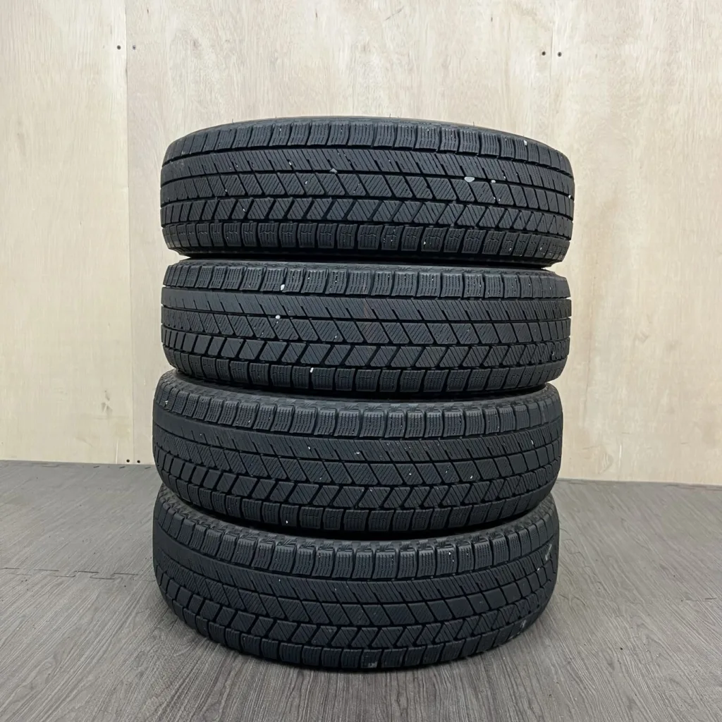 BRIDGESTONE BLIZZAK VRX3 Tyre 165/70 R14 Item number 0473AT000926