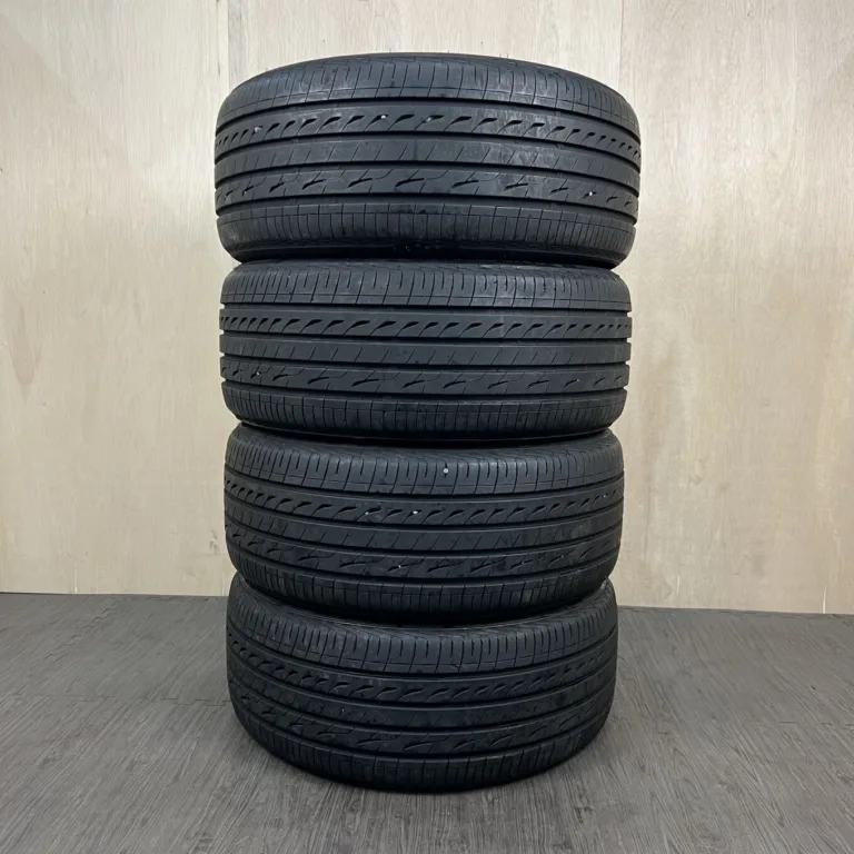 中古 BRIDGESTONE REGNO GR-XIII サマータイヤ 265/40R20 #0456AT000926の実物写真（1枚目）