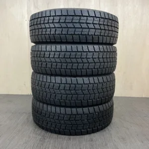 中古 GOODYEAR ICE NAVI 7 冬用タイヤ 215/60R17 #0442AT000926の実物写真(1枚目)