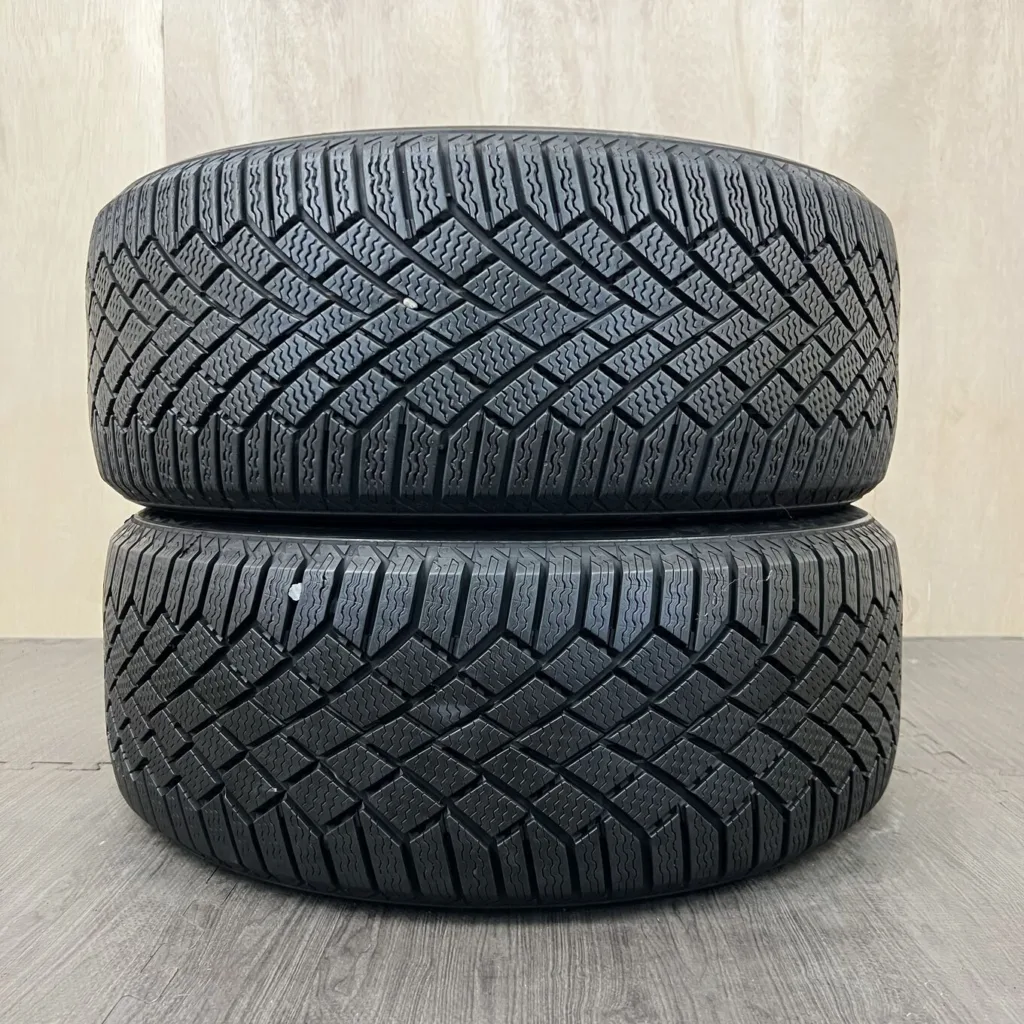 中古 CONTINENTAL VIKINGCONTACT 7 冬用タイヤ 225/50R18 #0293AT0926の実物写真（1枚目）