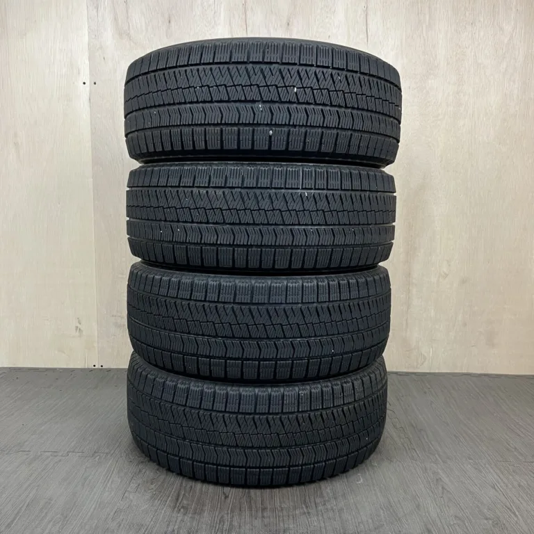 BRIDGESTONE BLIZZAK VRX2 Шина 205/55 R16 артикул 0129AT010926
