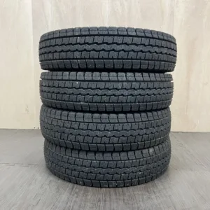 中古 DUNLOP WINTER MAXX SV01 冬用タイヤ 145/80R12 #0106AT010926の実物写真(1枚目)