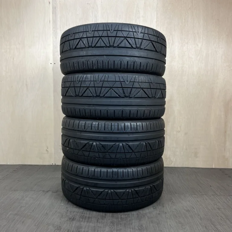 中古 NITTO INVO サマータイヤ 255/40R19 #0170AT010926の実物写真（1枚目）