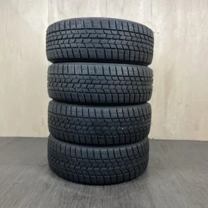 中古 GOODYEAR ICE NAVI 6 冬用タイヤ 205/55R16 #0479AT000926の実物写真（1枚目）